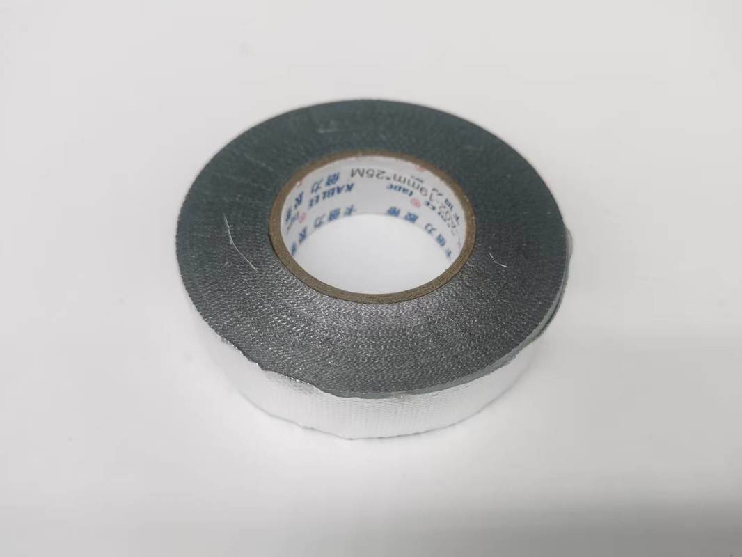 Zwarte band met een dikte van 0,2 mm en duurzame acrylaat-copolymeren kleefstof